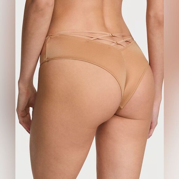 NWT- VICTORIA'S SECRET VERY SEXY
Strappy Back High-Leg Cheeky Panty- size MED - Picture 1 of 5